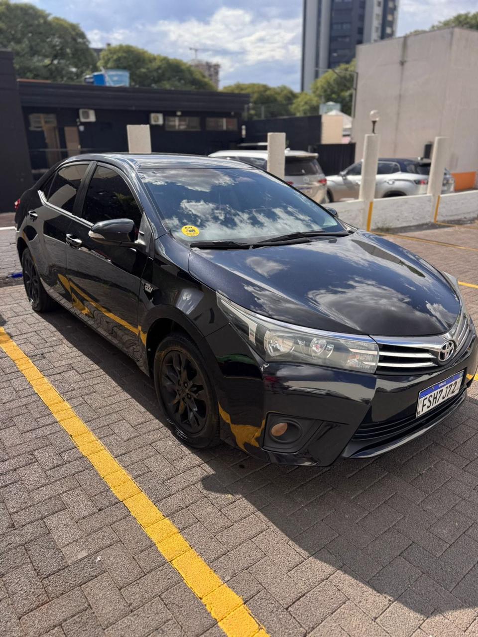 TOYOTA COROLLA GLI 1.8 AUTOMÁTICO • 2016