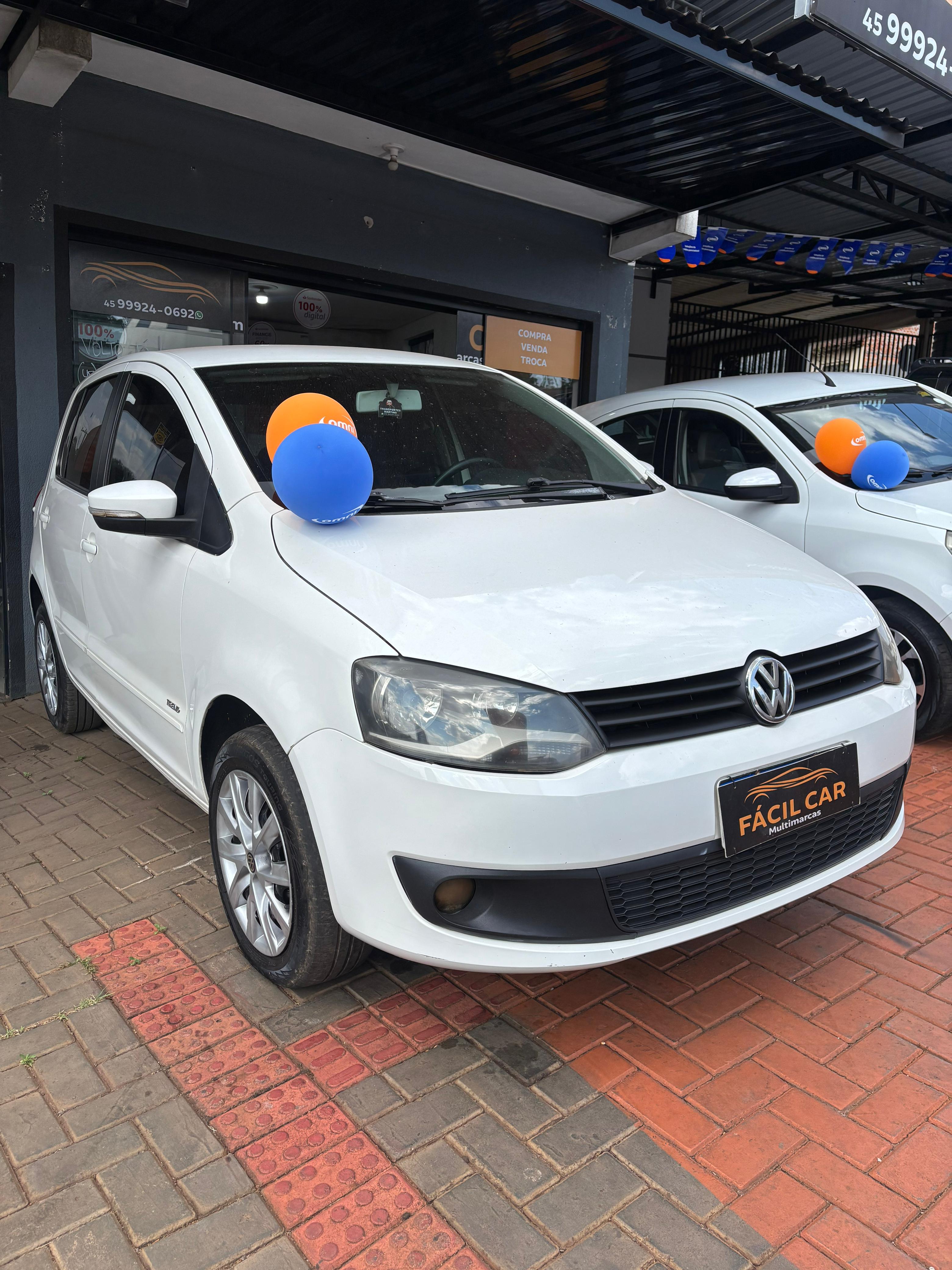 REPASSE ABAIXO DA FIPE - VW FOX 1.0 TREND COMPLETO 2013.